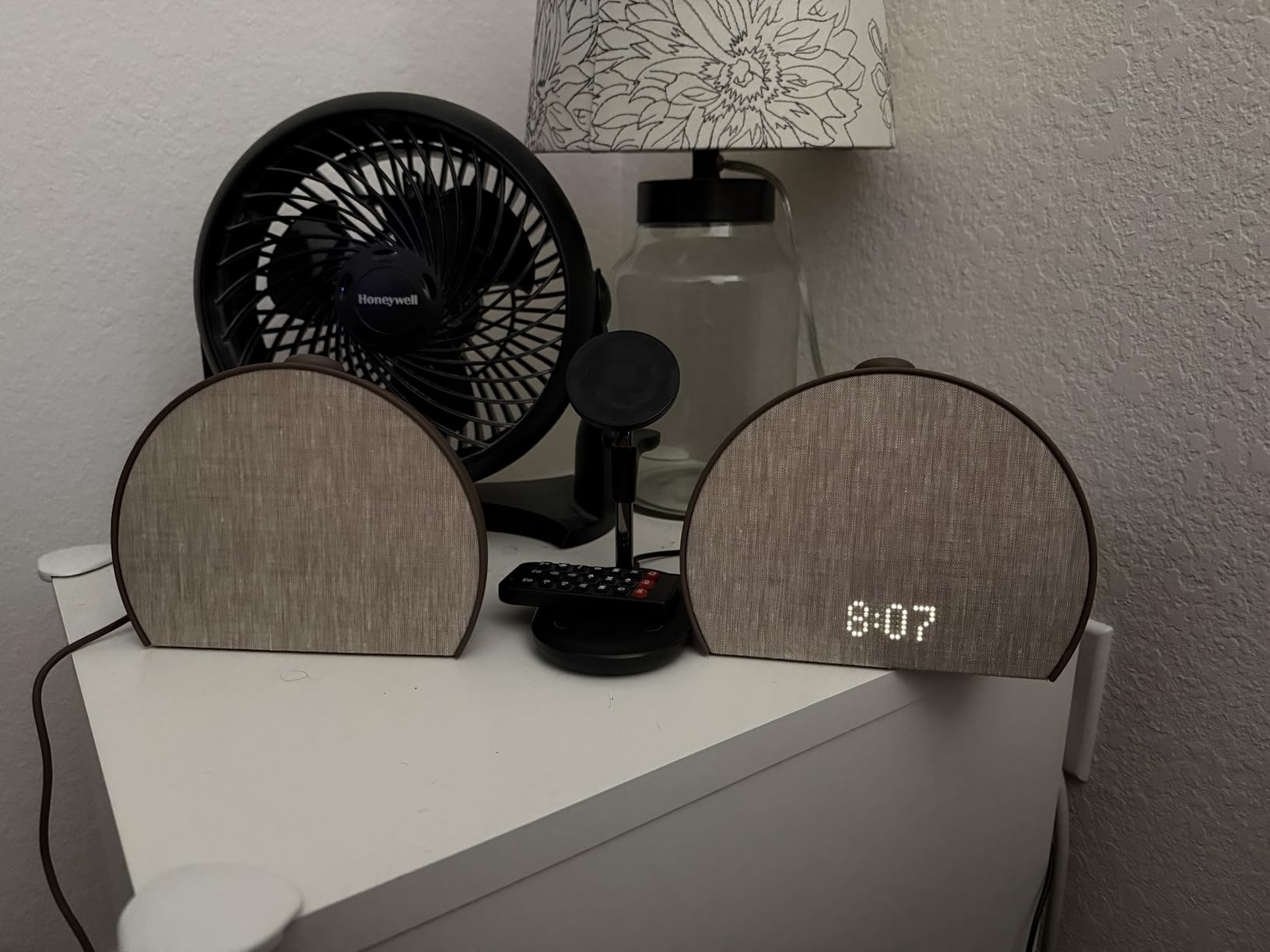Hatch Restore 3 | Science-Backed Sleep Audio, Circadian Lighting (Putty) customer photo 1