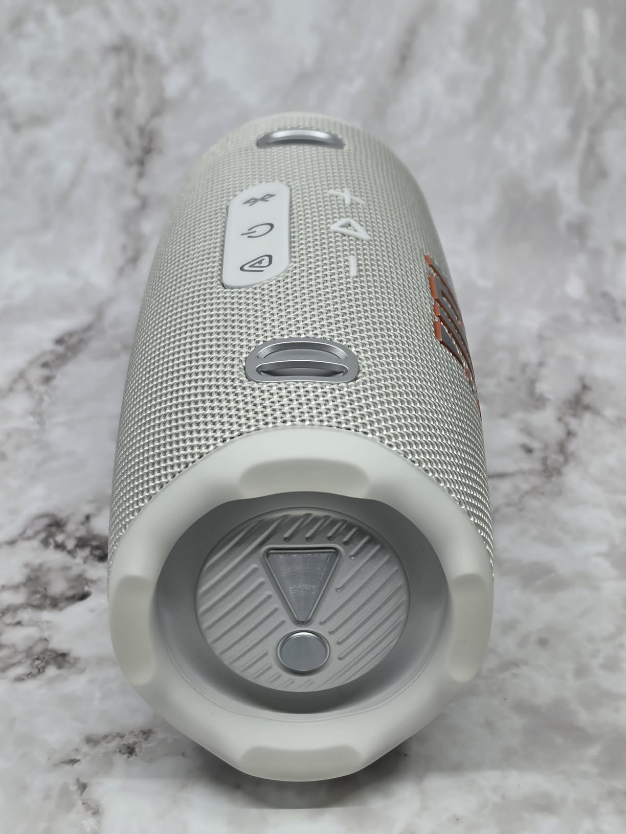 JBL Charge 6 Portable Bluetooth Speaker, Waterproof, Drop-Proof - Black | Long Battery Life Up To 28 Hours, Quick Charging, Built-In Powerbank, Weatherproof For Outdoor, Poolside, And Shower Use customer photo 2