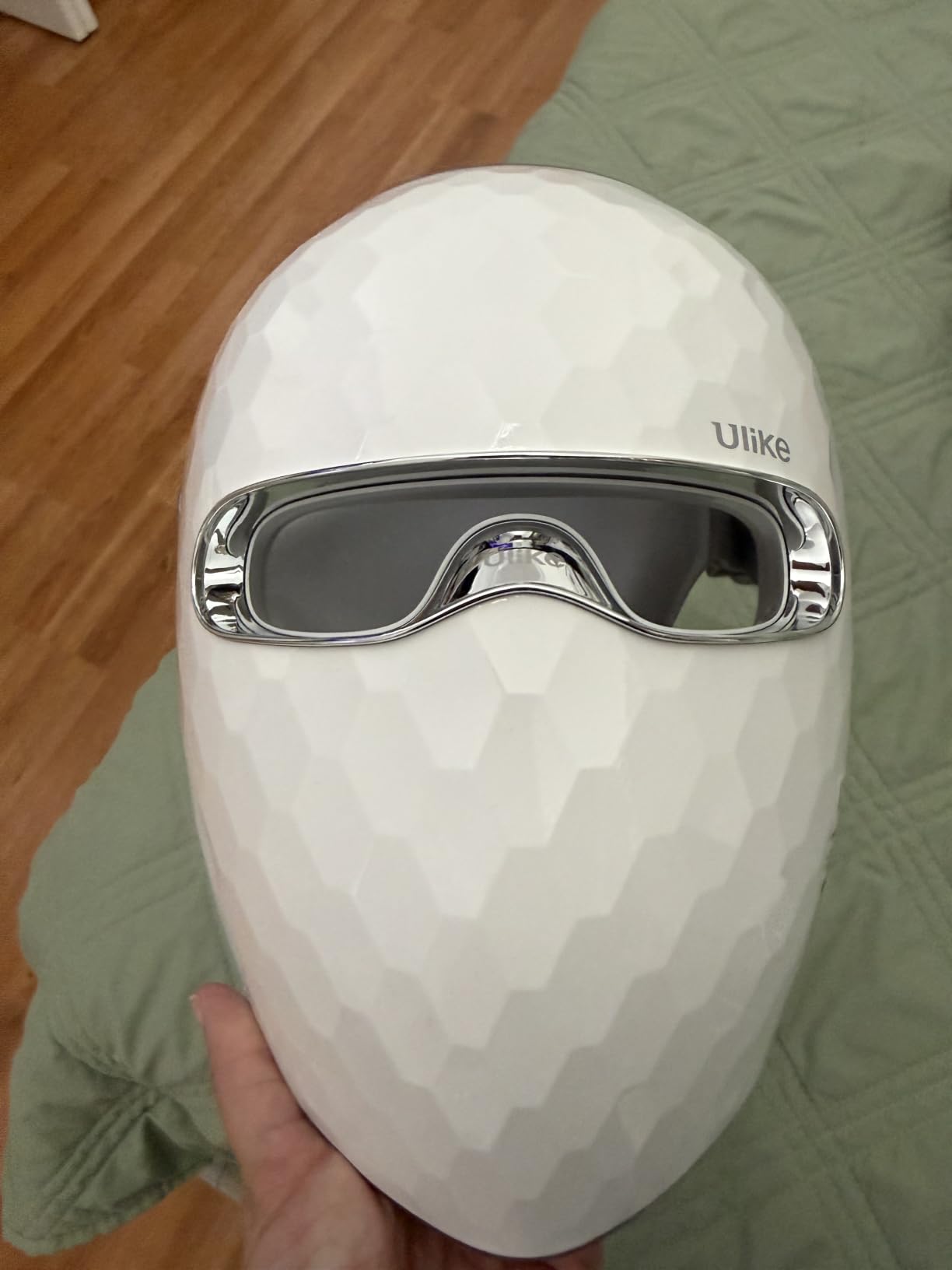 Ulike Red Light Therapy Mask for Face,360° full face coverage customer photo 1