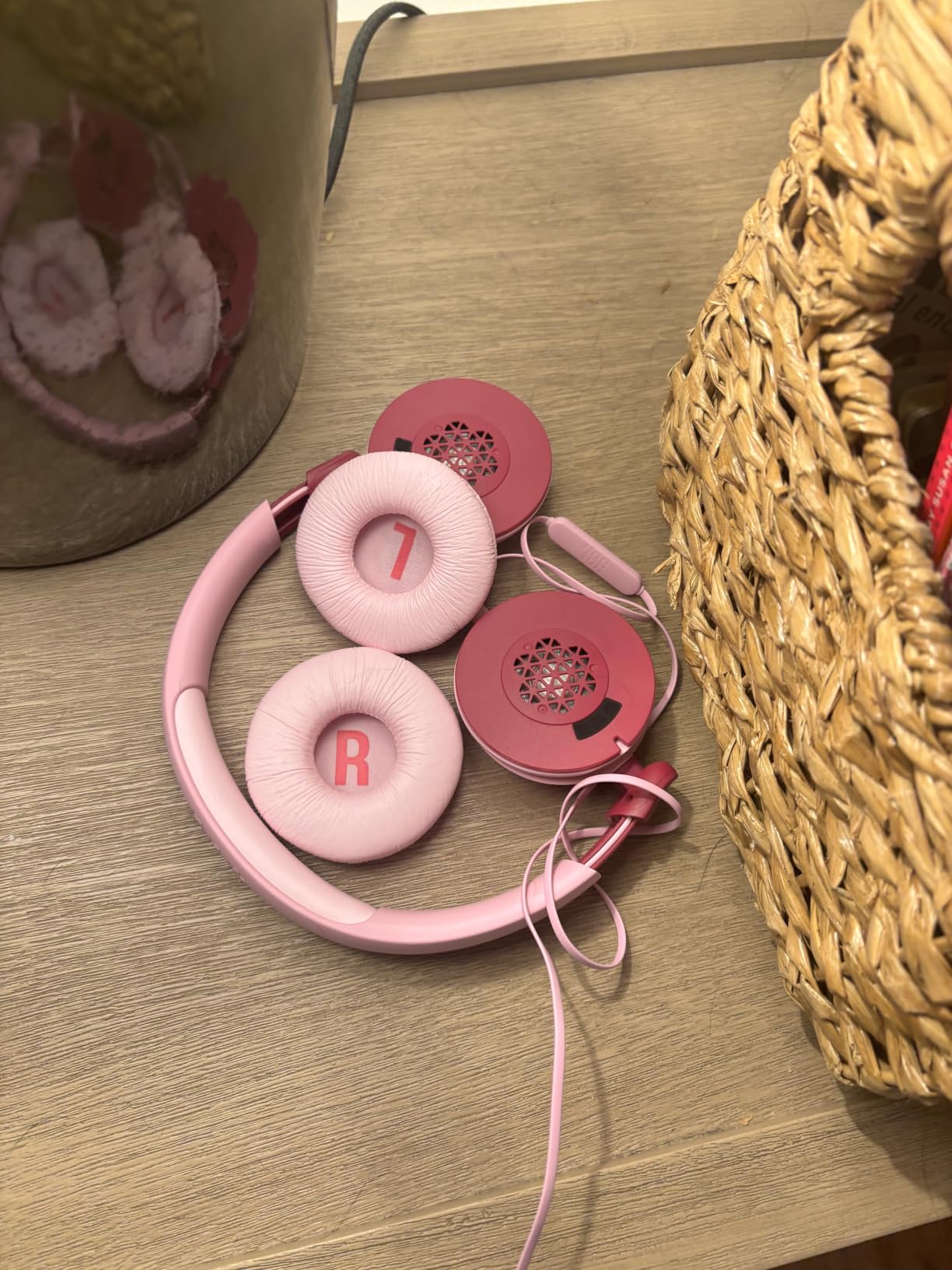 JBL Junior 320 Kids Headphones, Wired, Volume-Limited - Purple customer photo 2