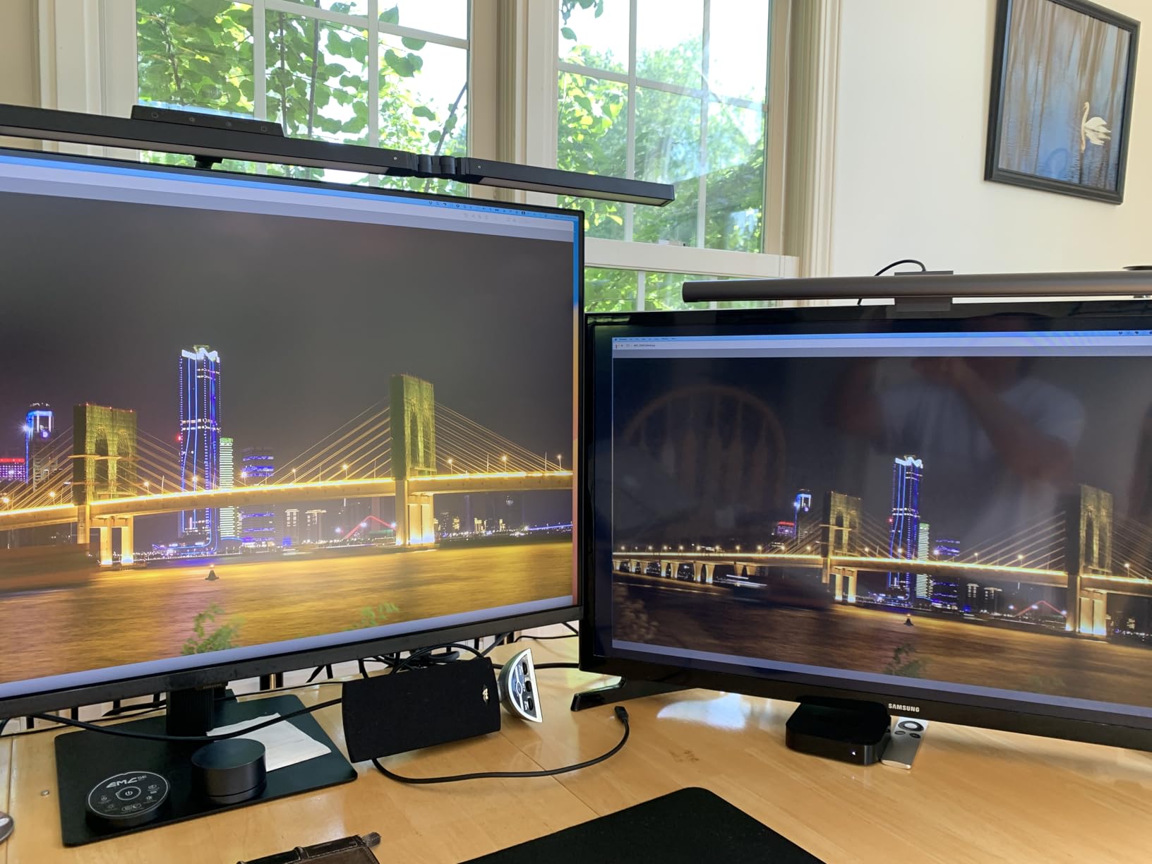 Samsung 37” ViewFinity S8 (S80UD) Series 4K UHD High-Resolution Monitor customer photo 2