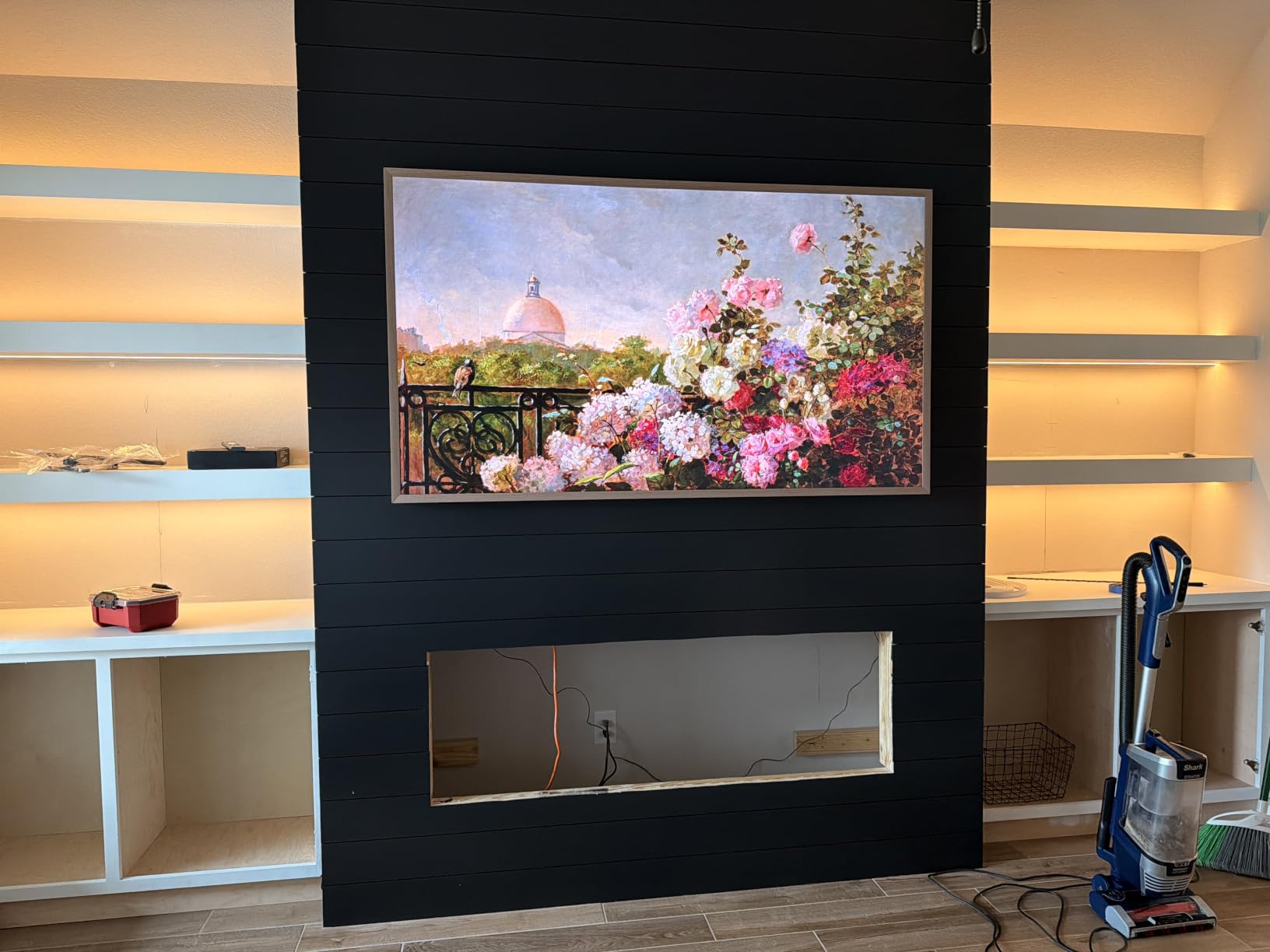 Hisense 75-Inch Class QLED 4K S7N CanvasTV Series Dolby Vision HDR Google Smart TV (75S7N) - 144Hz, Art Mode, Anti-Glare Panel, Hi-Matte Display, UltraSlim Wall Mount & Frame Included customer photo 2