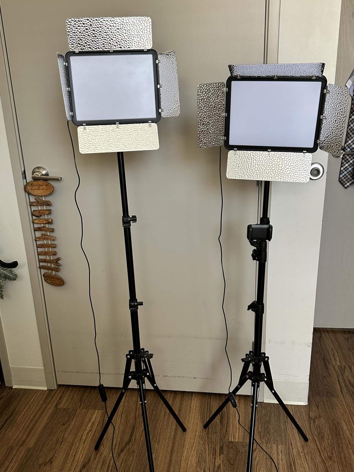 EMART 2-Pack LED Video Light Kit with Phone Holder & Barndoor | 2800-7000K Dimmable Studio Lights, 73'' Streaming Light for Video Recording, YouTube, Vlog, Photography, Content, Podcast customer photo 1