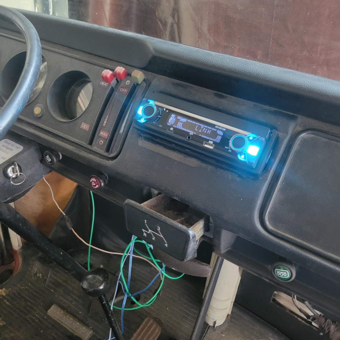 Single Din Car Radio Touchscreen with Wireless CarPlay customer photo 1