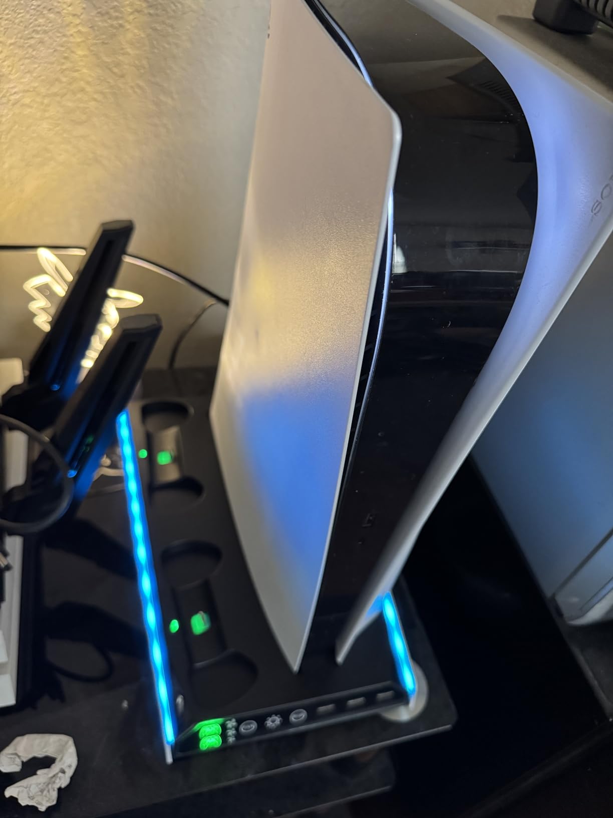 Fenolical PS5/PS5 Slim/Pro Stand with Adjustable Cooling Fan, PS5 Cooling Stand for PS5/PS5 Slim/Pro, PS5 Cooling Station with Dual Controller Chargers and RGB Light customer photo 2