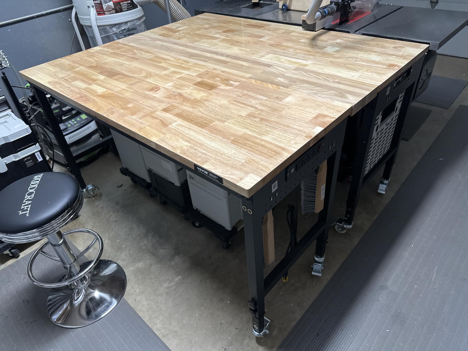 VEVOR Adjustable Workbench, 48 x 20-inch Heavy Duty Work Bench with 28.5-38.3 Inches Height Adjustment, 2000 lbs Capacity Garage Workbench with Power Outlets, Suitable for Office, Garage, Workshop customer photo 1
