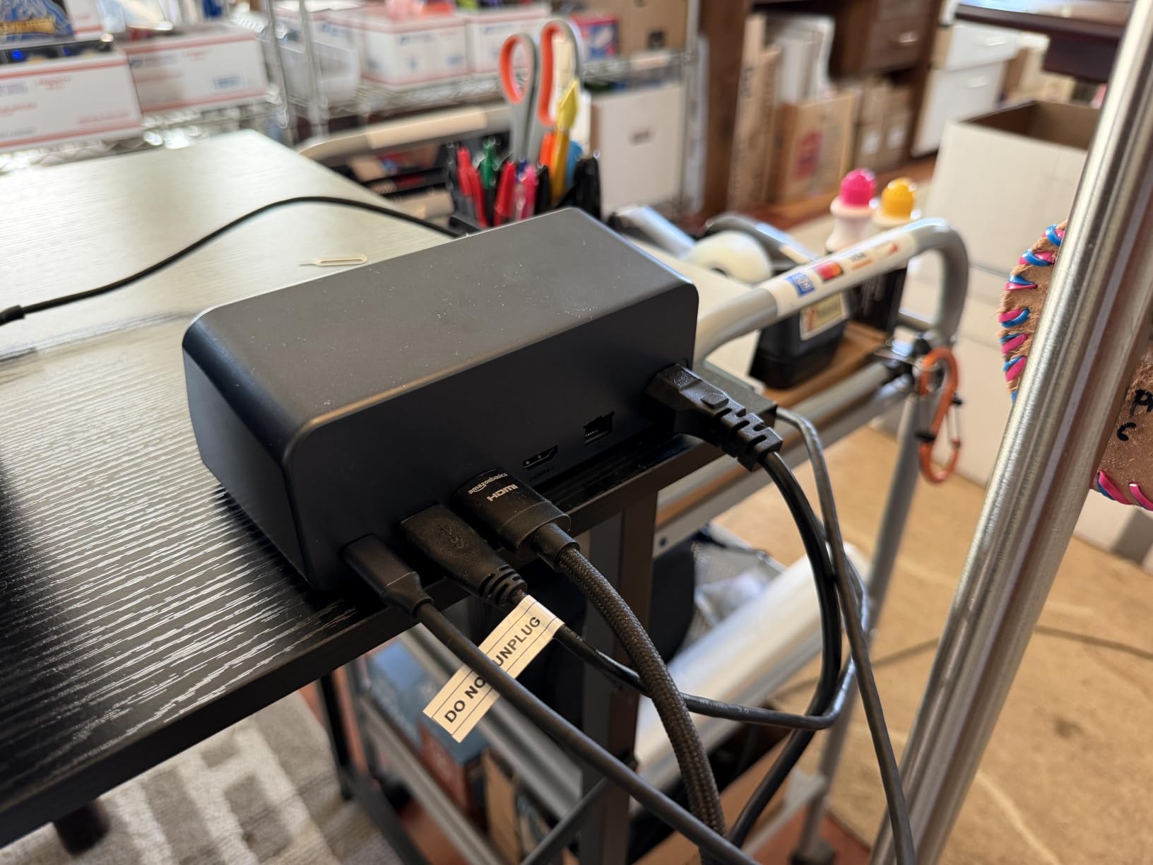 MOKiN Laptop Docking Station Dual Monitor for MacBook, Built-in 160W Power customer photo 2