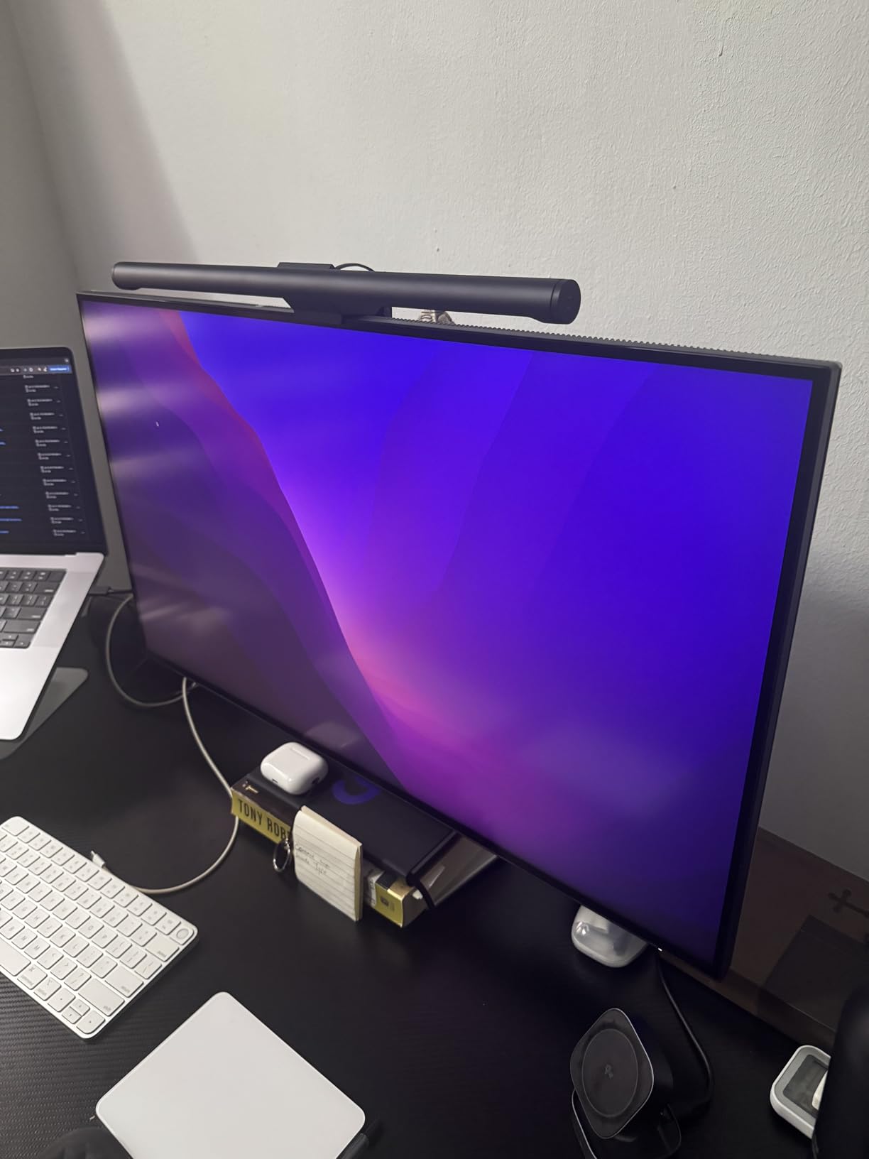 Dell U3225QE 31.5-Inch 16:9 Black LED HDR Monitor customer photo 2