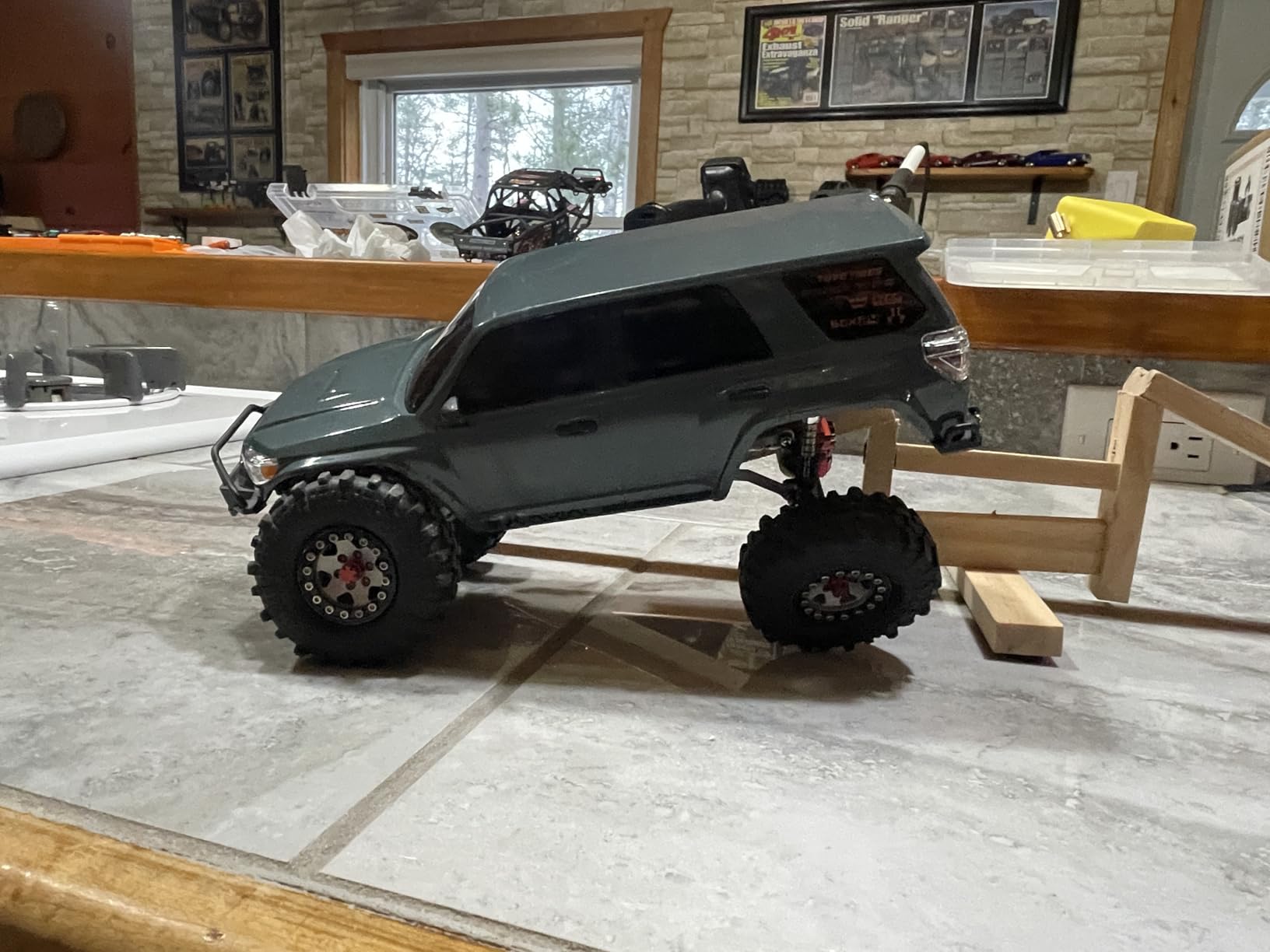 Axial RC Truck 1/24 SCX24 Toyota 4Runner 4X4 RTR Brushed Rock Crawler, RTR (Battery and Charger Included), Orange, AXI-2035T1 customer photo 2