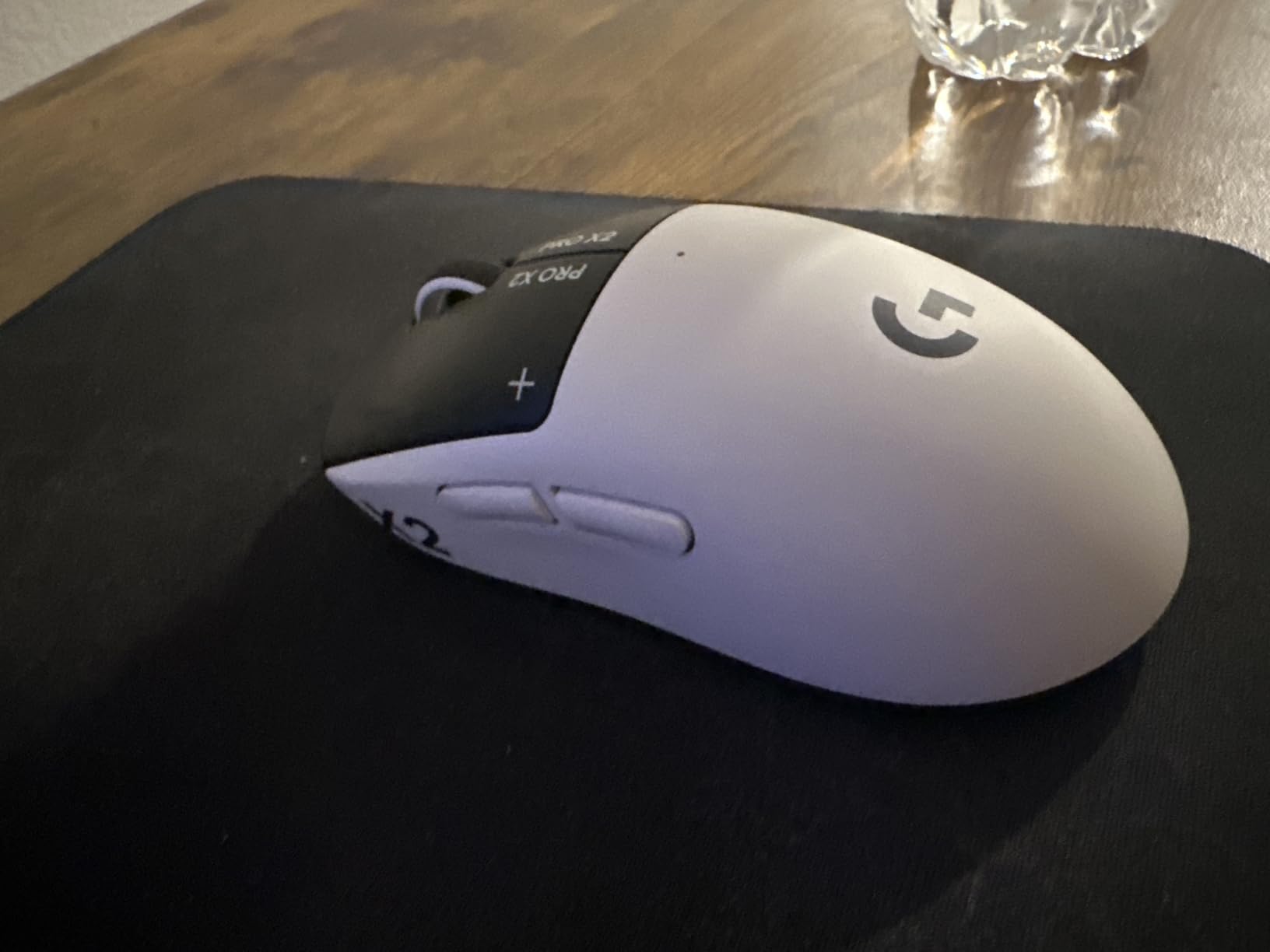 Logitech G PRO X2 SUPERSTRIKE Wireless Gaming Mouse - Black/White customer photo 2
