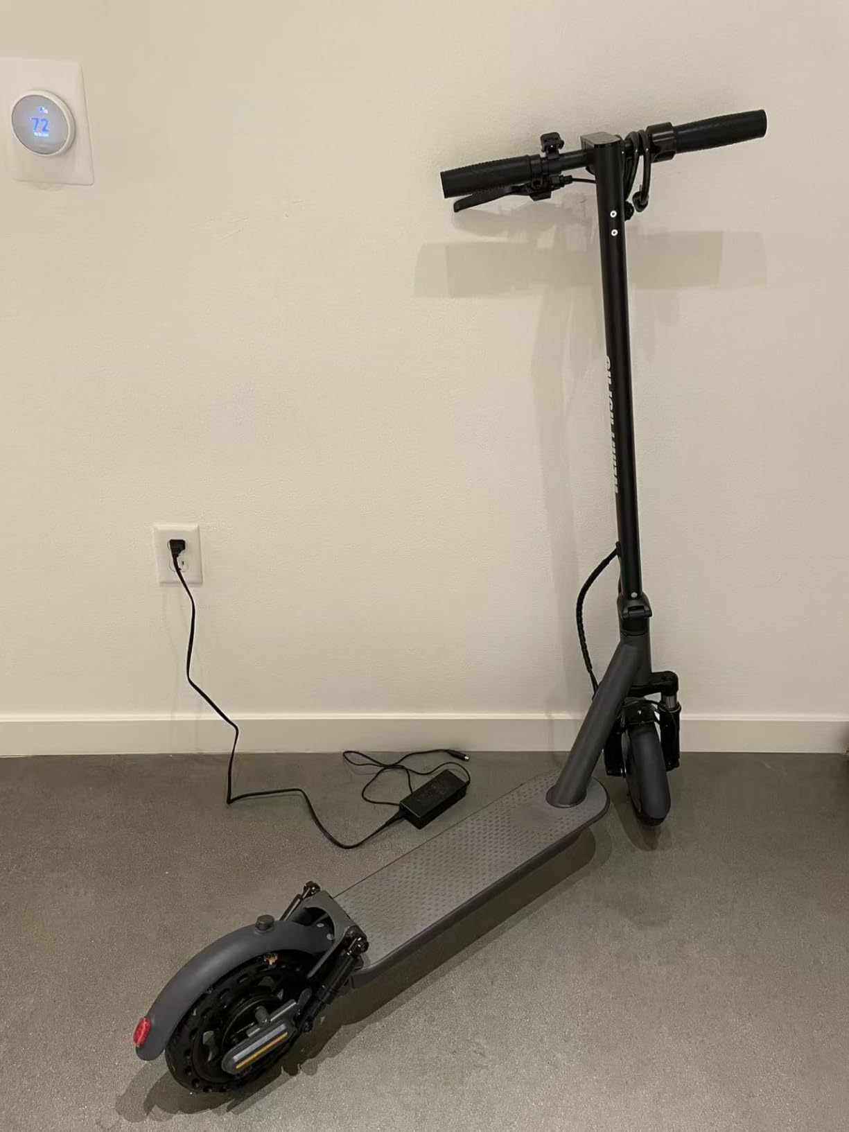 WERHY 500W Electric Scooter for Adult, MAX 16-22-28Miles customer photo 2