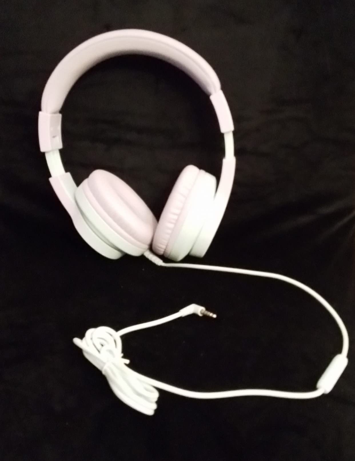 Candy Bila USB C Wired Kids Headphones with Microphone for School customer photo 1