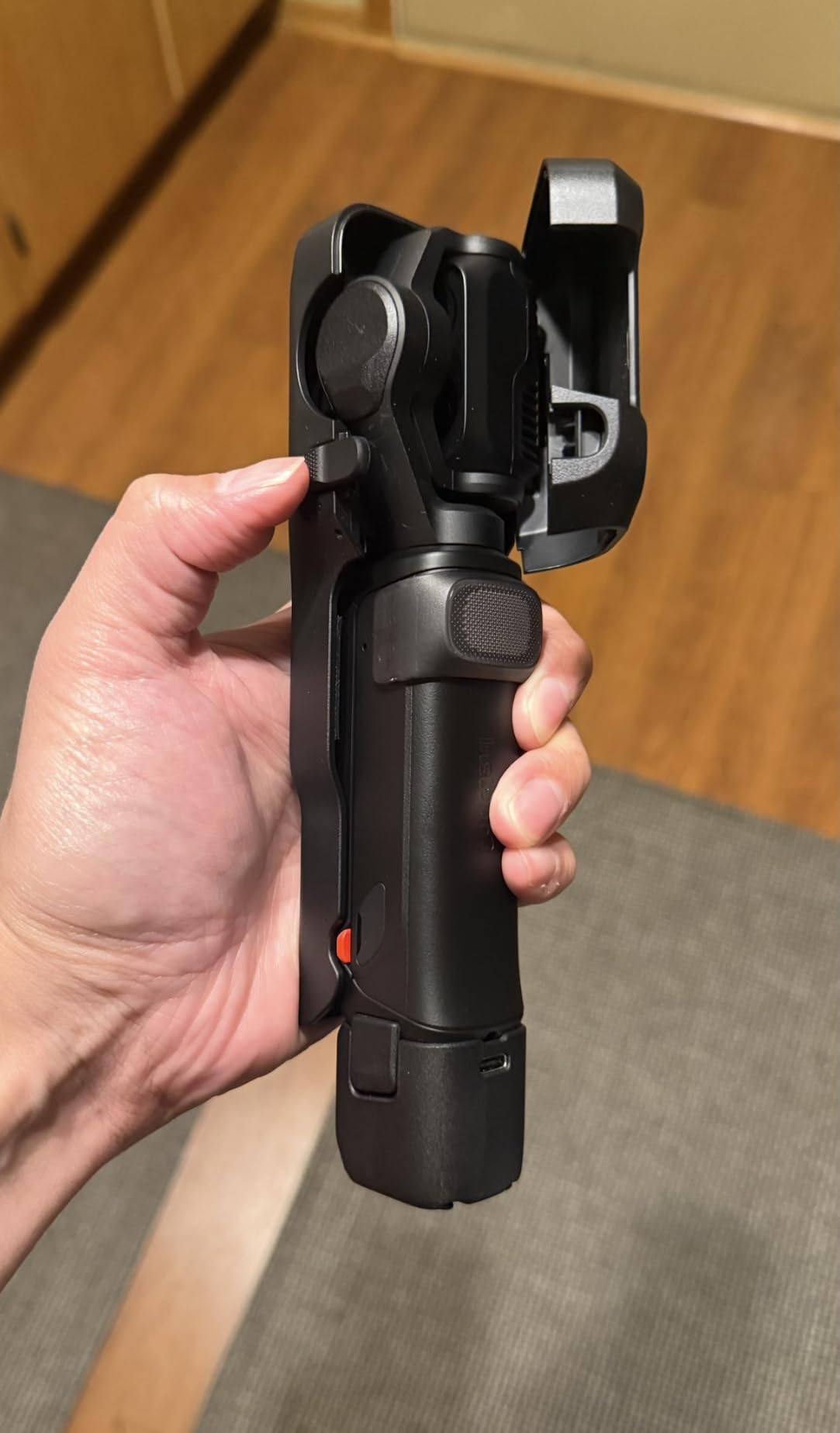 Insta360 Luna Ultra Creator Bundle - 8K Vlogging Camera with Dual Leica Lenses, 12× Zoom, 1