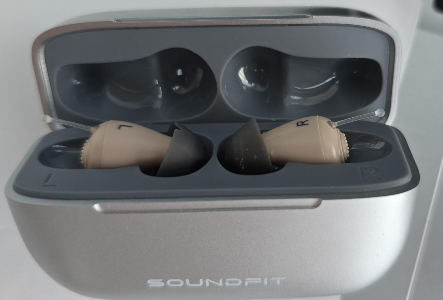 Hearing Aids for Seniors & Adult with Superior Sound Quality customer photo 2