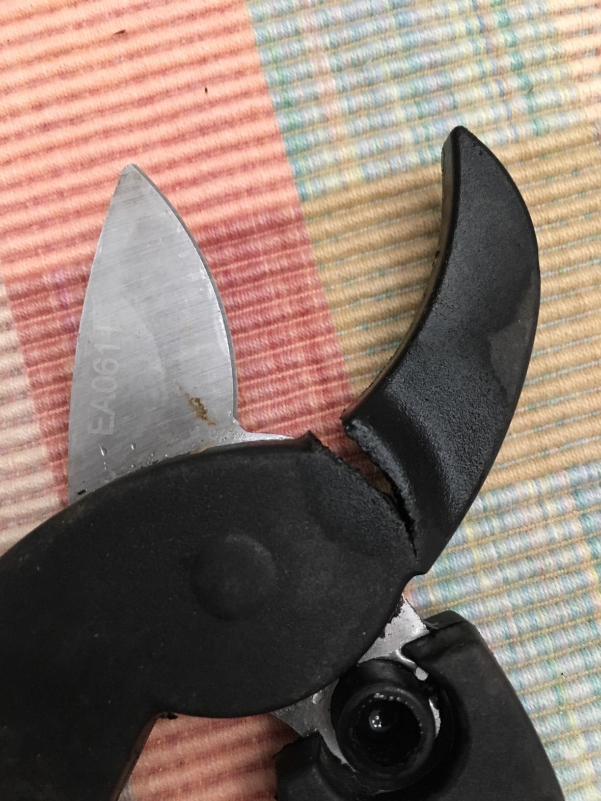 Fiskars Power-Lever Anvil Pruning Shears, 5/8