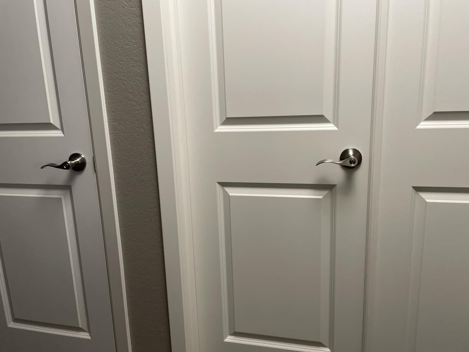 Gobrico 3 Pack Satin Nickel Interior Passage Door Handle Levers Without Locking, Hall/Closet Reversible Brushed Nickel Wave Door Knobs customer photo 1