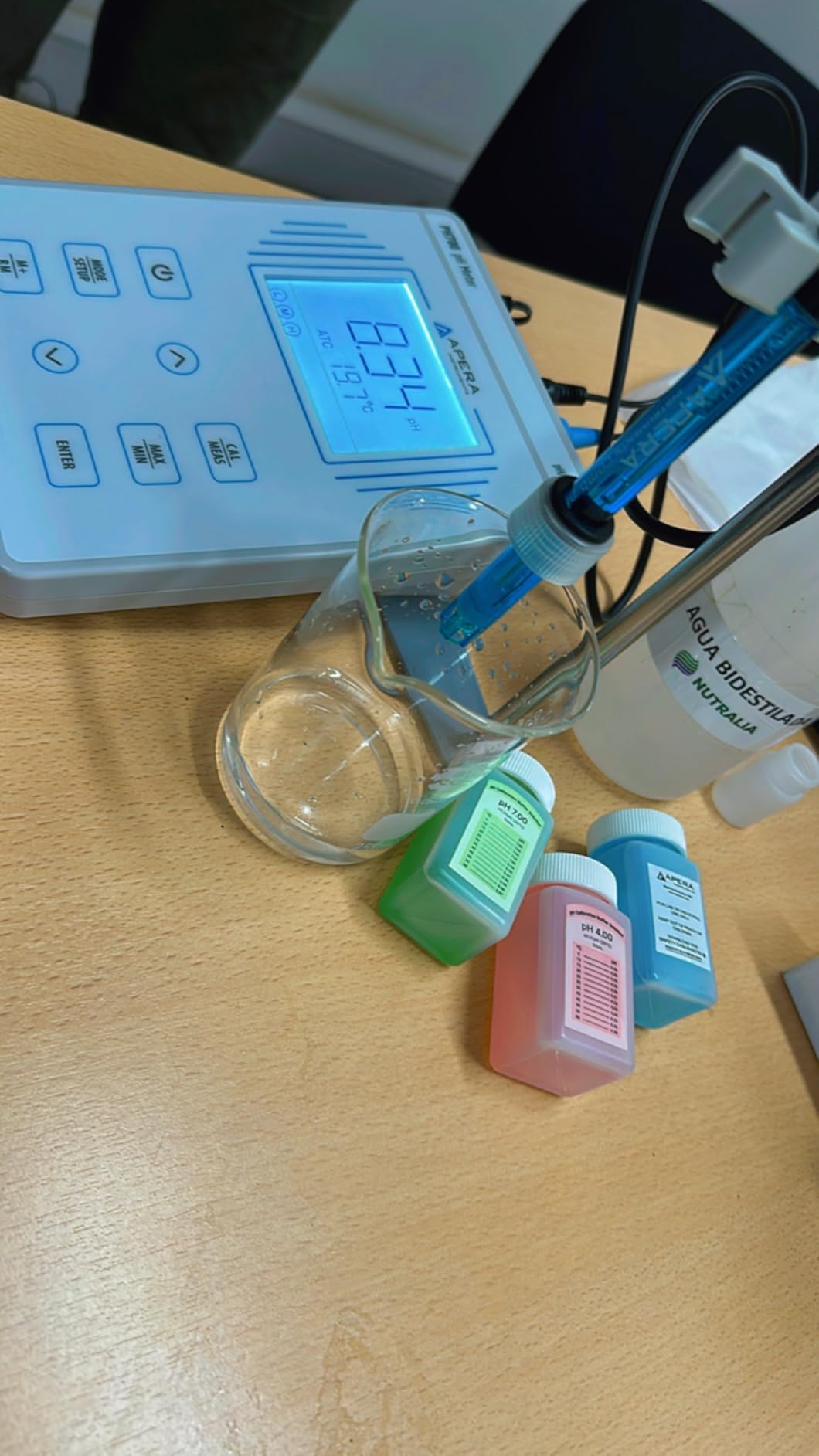 Apera Instruments, LLC-AI501 PH700 Benchtop Lab pH Meter, 0.01 pH Accuracy, 1-3 Points Auto Calibration, 3-in-1 pH/Temp. Electrode customer photo 2
