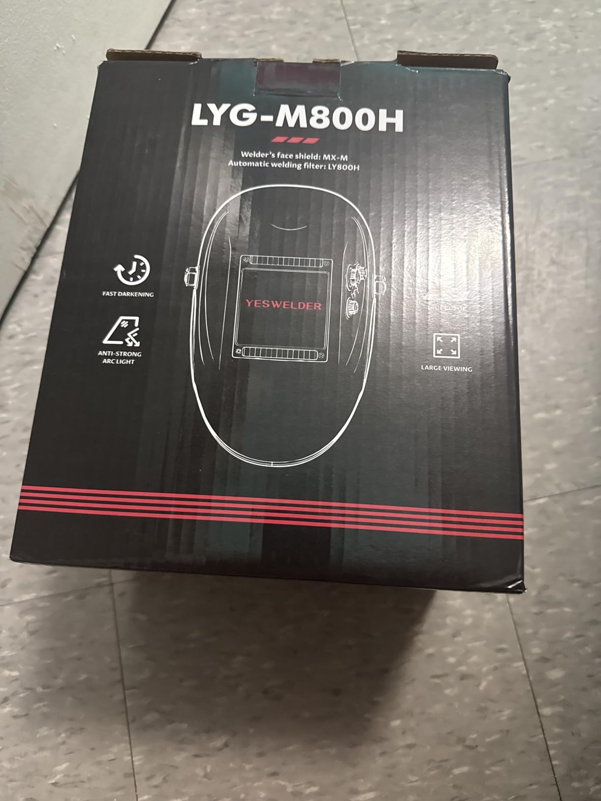 YESWELDER Auto Darkening Welding Helmet, Large View, LYG-M800H customer photo 1