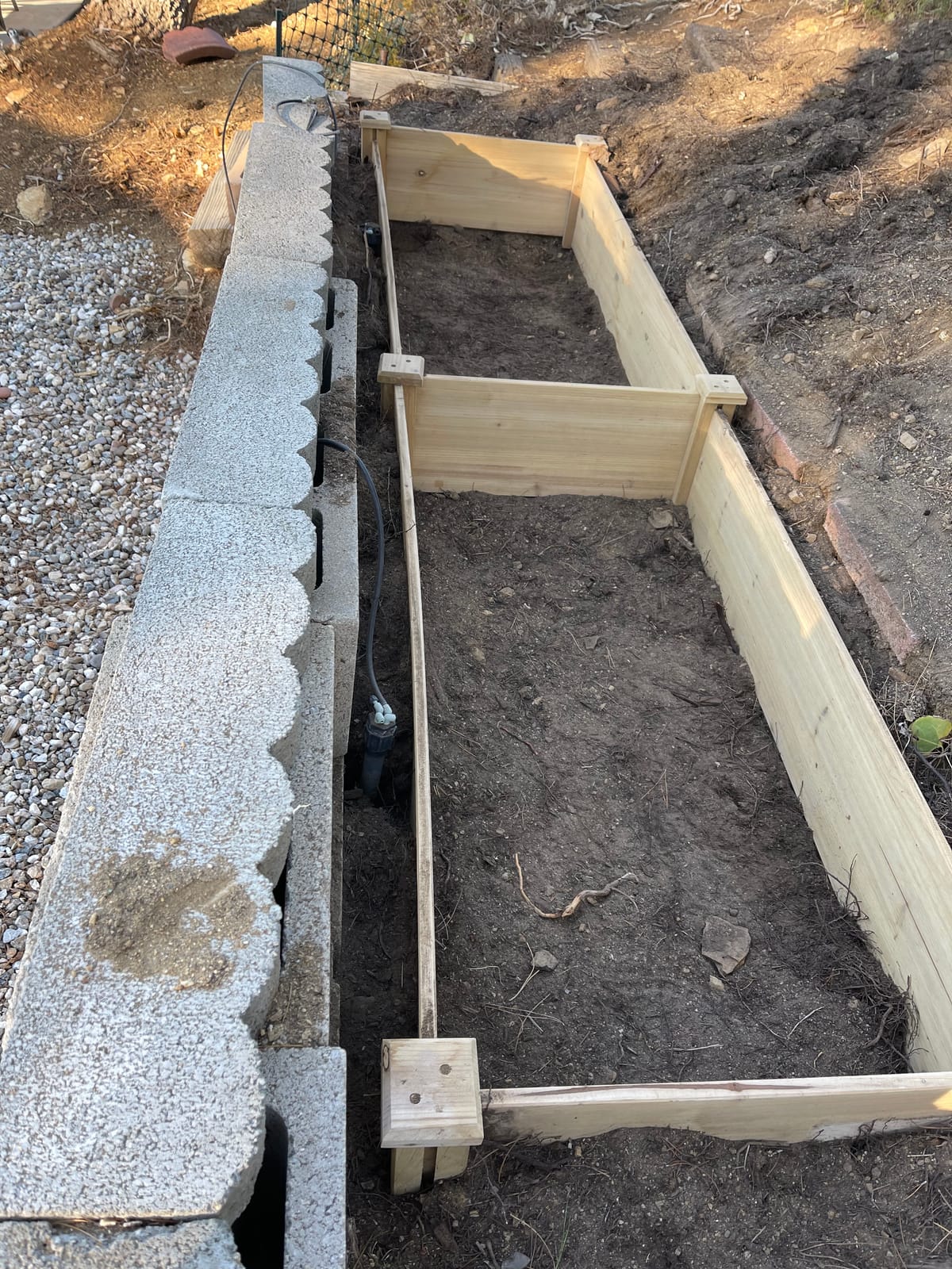 Yaheetech Raised Garden Bed Wooden Planter Box for Vegetables/Flowers, Wood customer photo 1