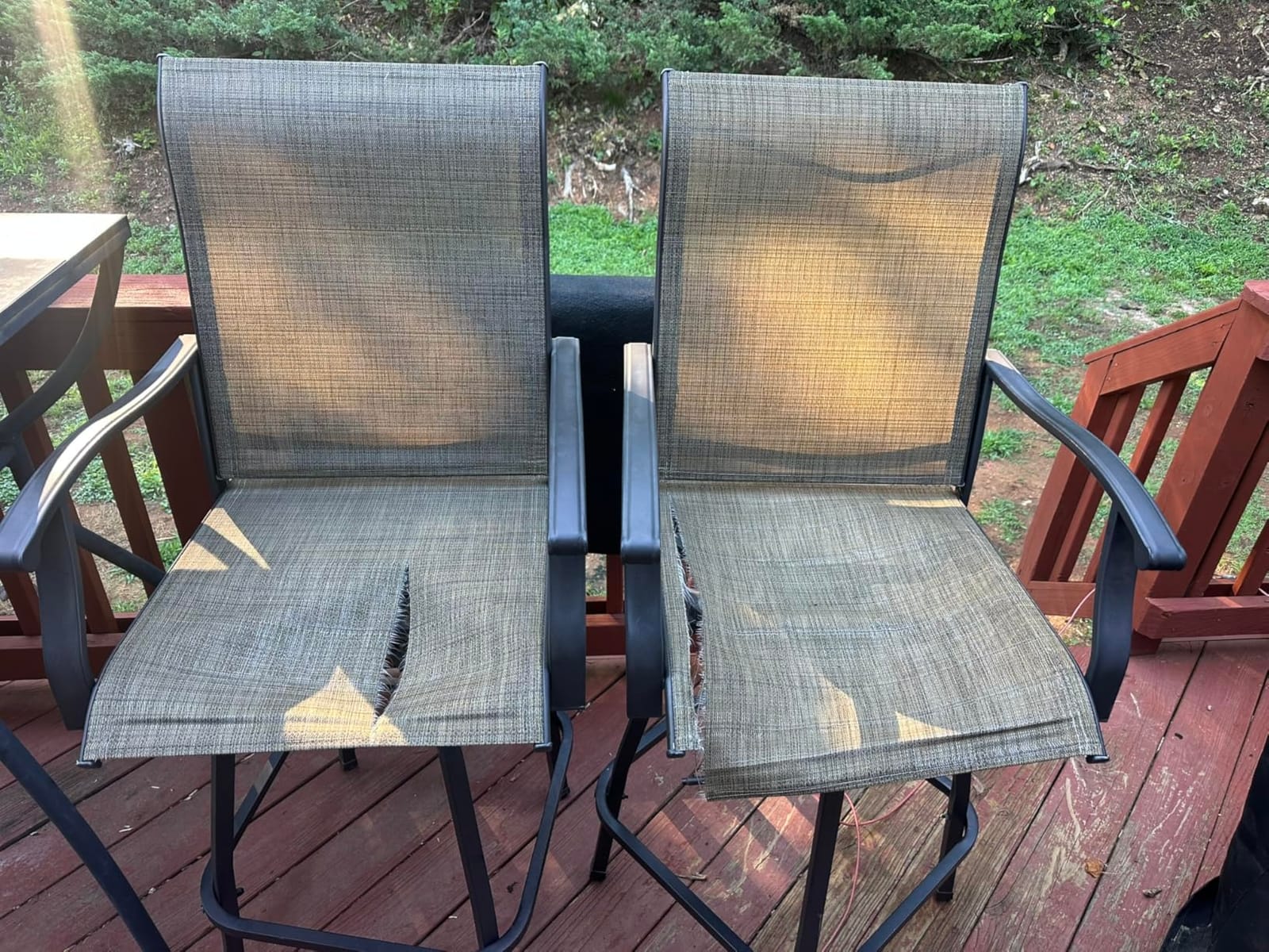 PHI VILLA Outdoor Swivel Bar Stools Set of 2, High Top Patio Chairs customer photo 2