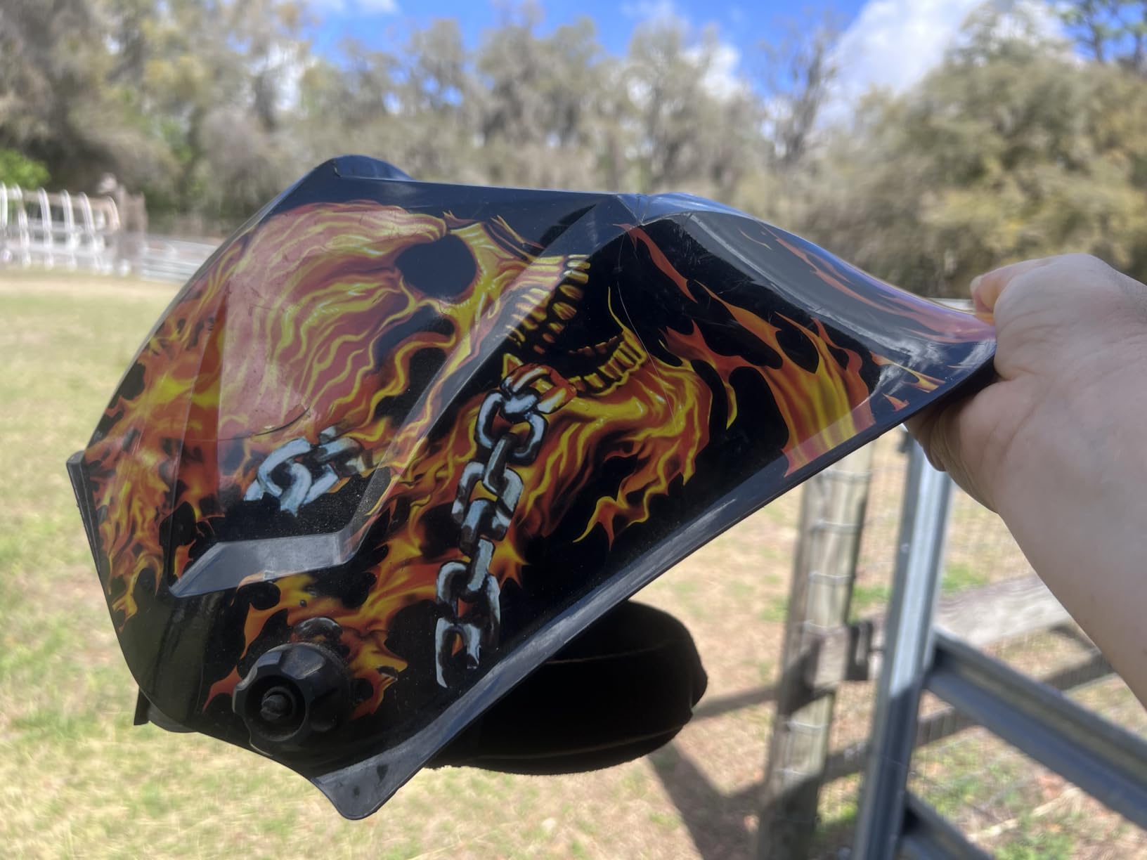 TOOLIOM Auto Darkening Solar Powered Welding Helmet for TIG MIG ARC customer photo 2