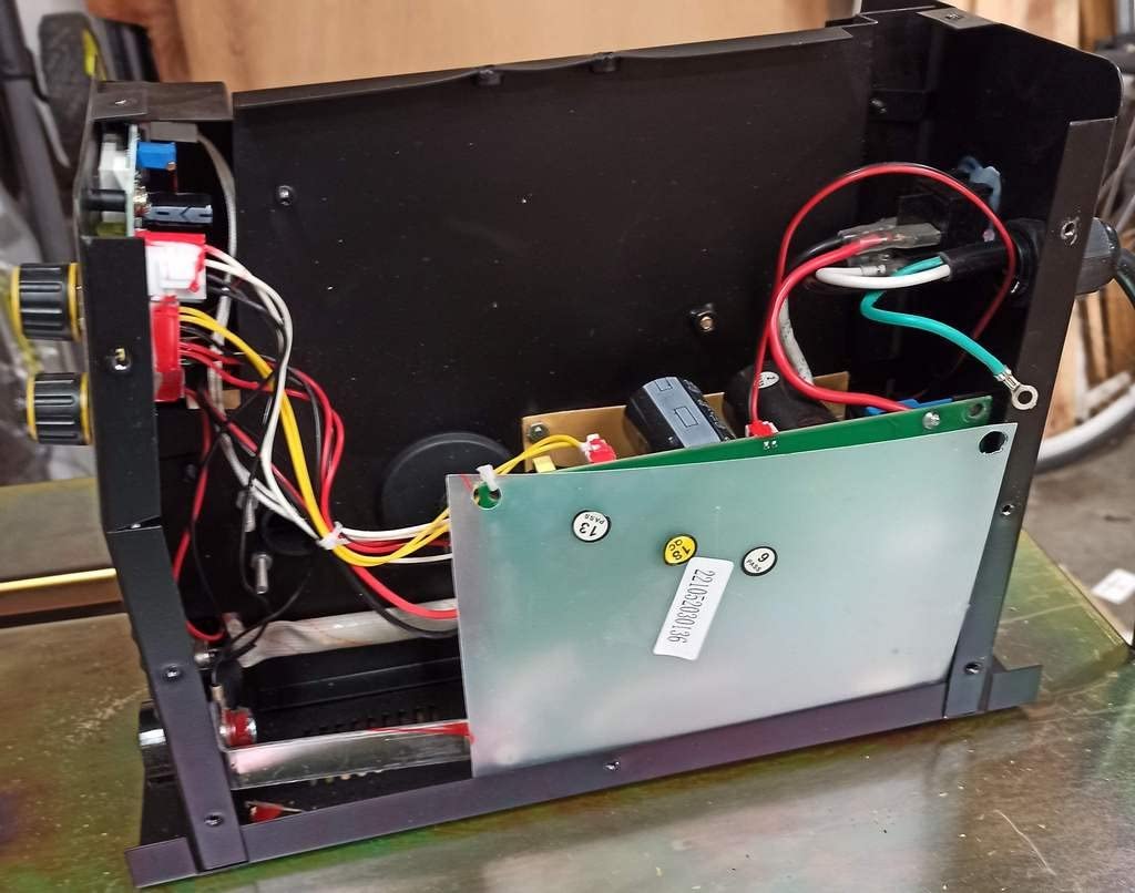 TOOLIOM 135A 110V Gasless Flux Core MIG Welder Kit with Wire and Gloves customer photo 2