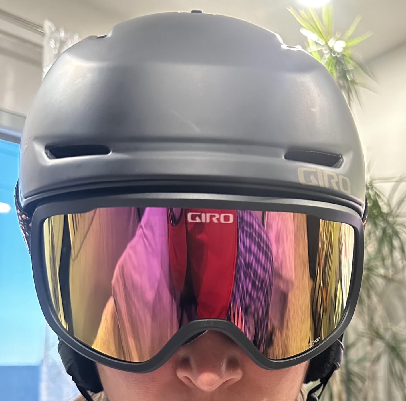 Giro Moxie Ski Goggles - Snowboard Goggles for Women & Youth - White Core Light Strap with Amber Pink/Yellow Lenses customer photo 2