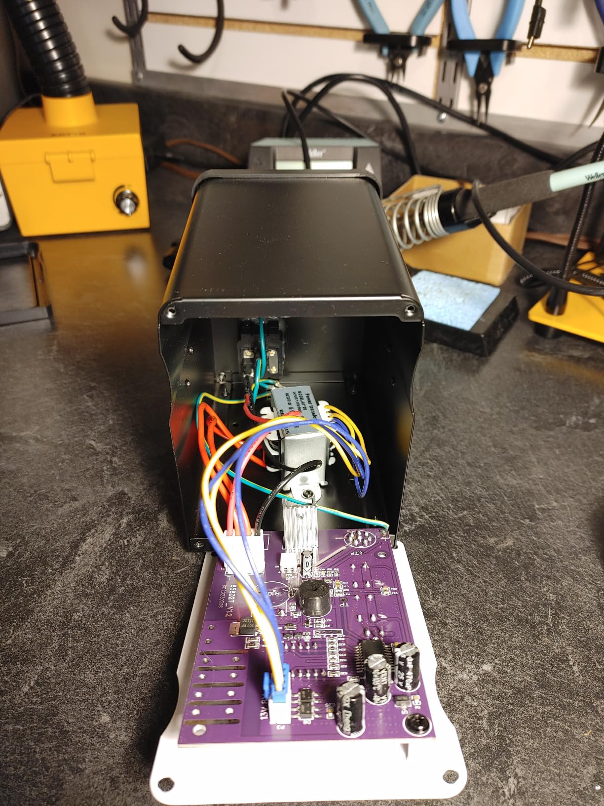 LRT 858D 700W Digital Hot Air Rework Station for PCB IC SMD Repair customer photo 2