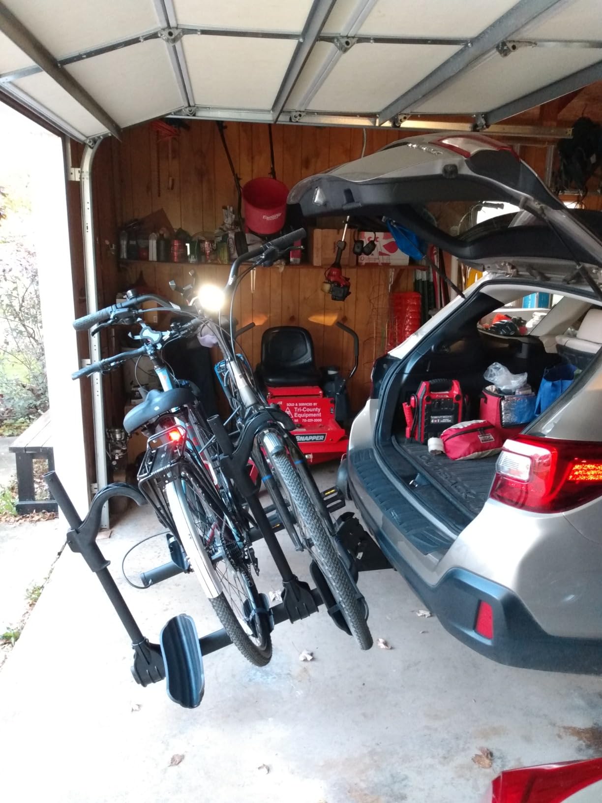 Kuat Transfer V2 3-Bike Hitch Bike Rack, 2