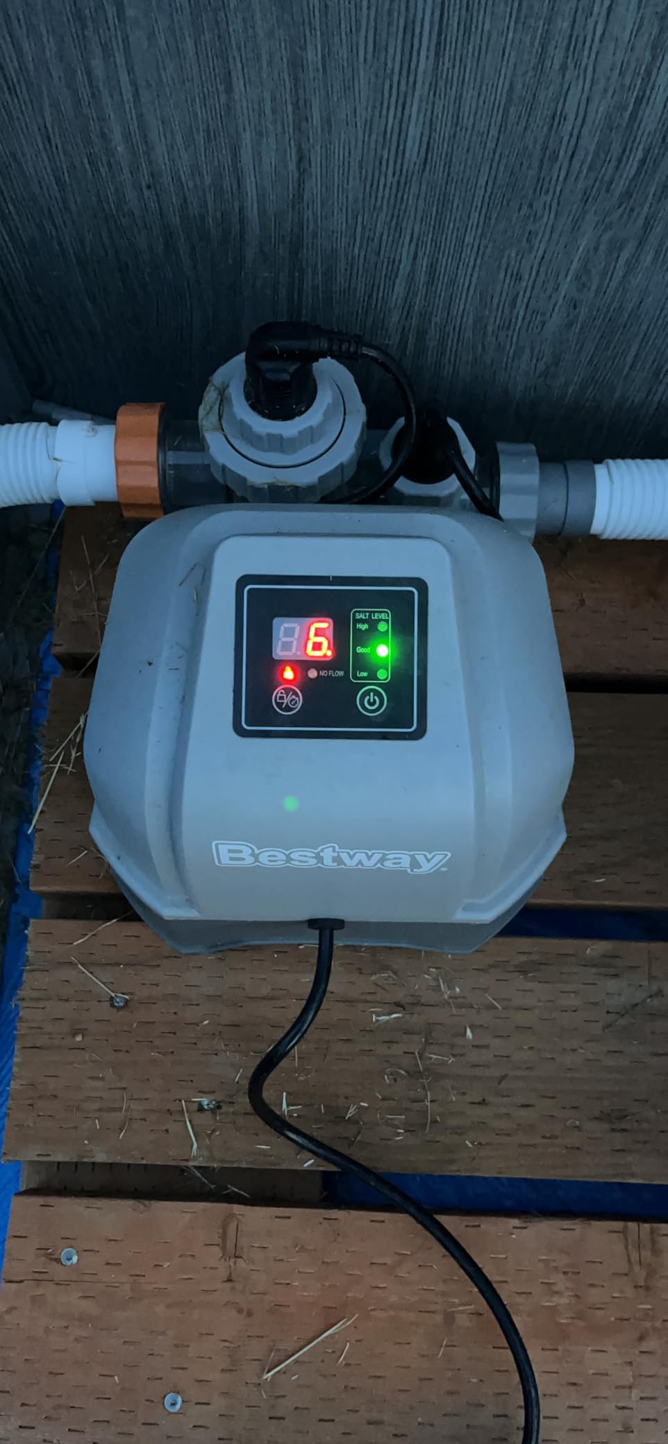 Bestway Flowclear Hydrogenic 6 G/H Digital Self Cleaning Saltwater customer photo 2