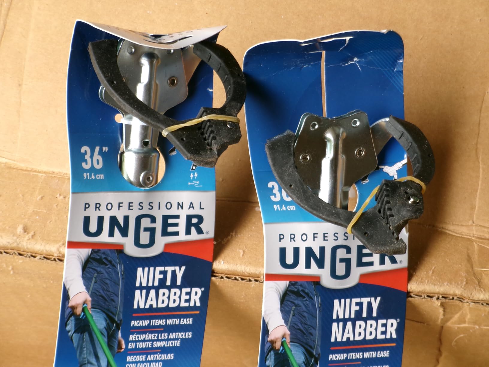Unger Professional 36” Nifty Nabber, 2 Count, Reacher Grabber Tool, Trash Picker Upper, Built-in Magnet and Ergonomic Grip, Outdoor Claw Pickup, Reaching Assist for Seniors, Safely Perform Tasks customer photo 2