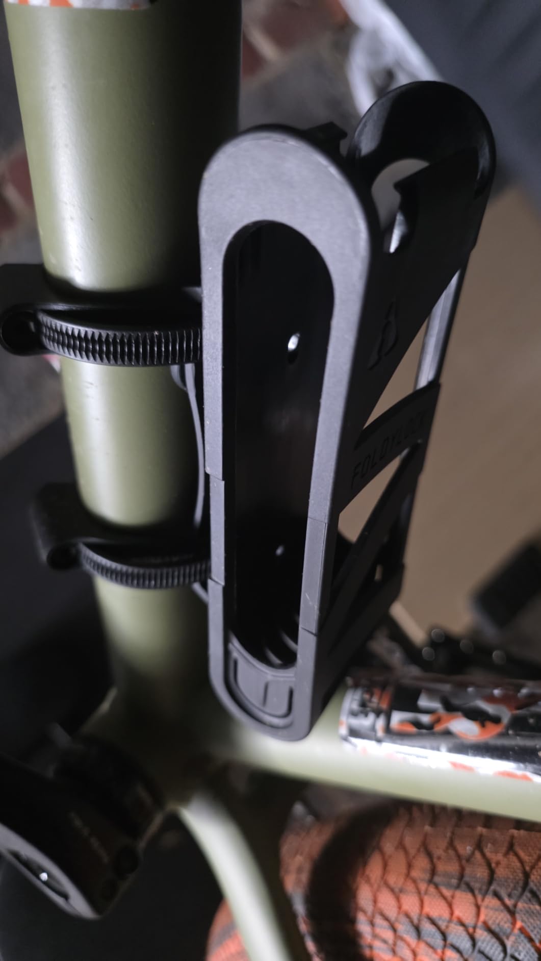 Seatylock FoldyLock Compact Lightweight Patented Folding Bike Lock 33.5 in customer photo 1