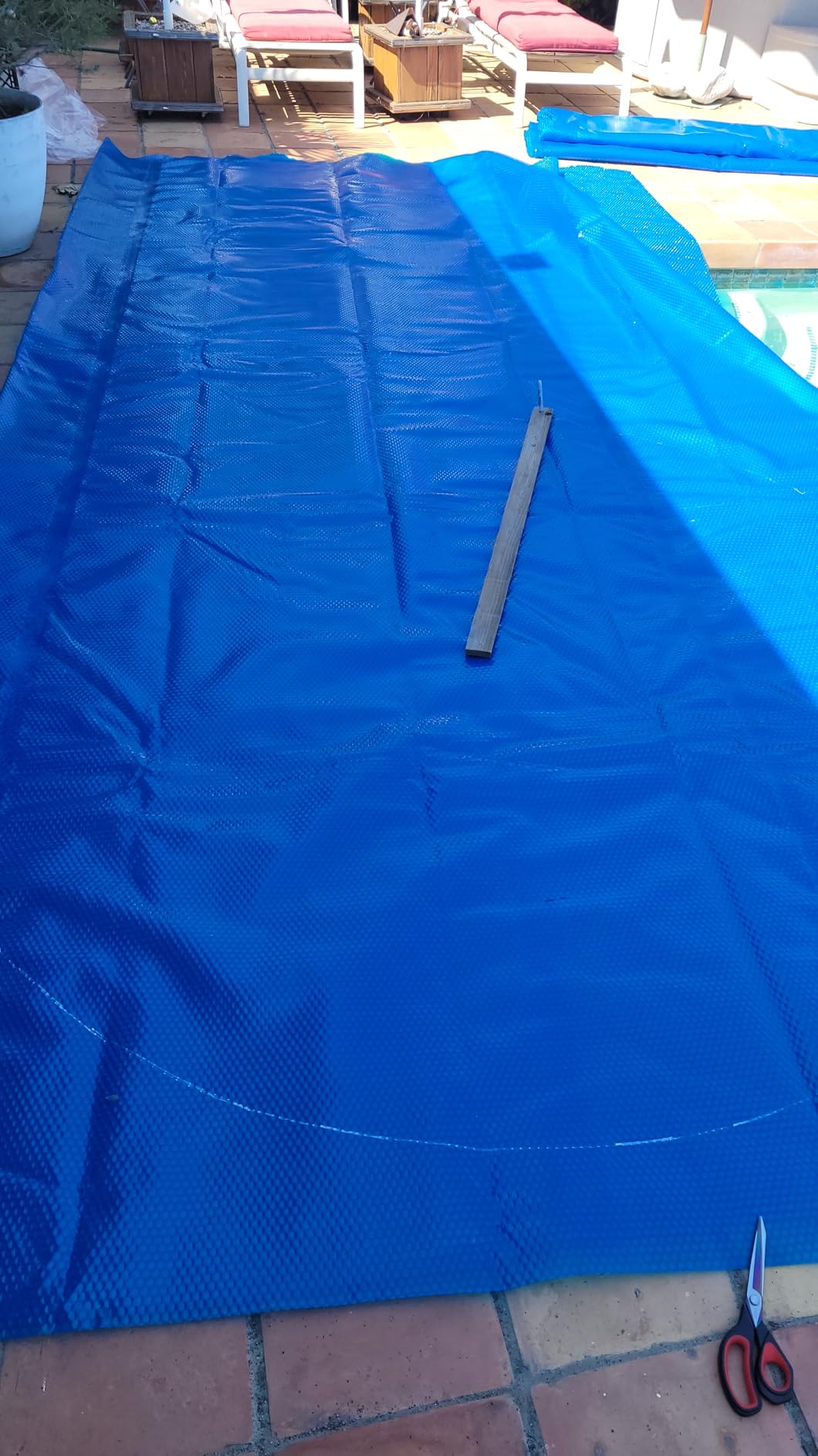 VINGLI 16x32ft Solar Pool Cover 12mil Rectangle Blue customer photo 1
