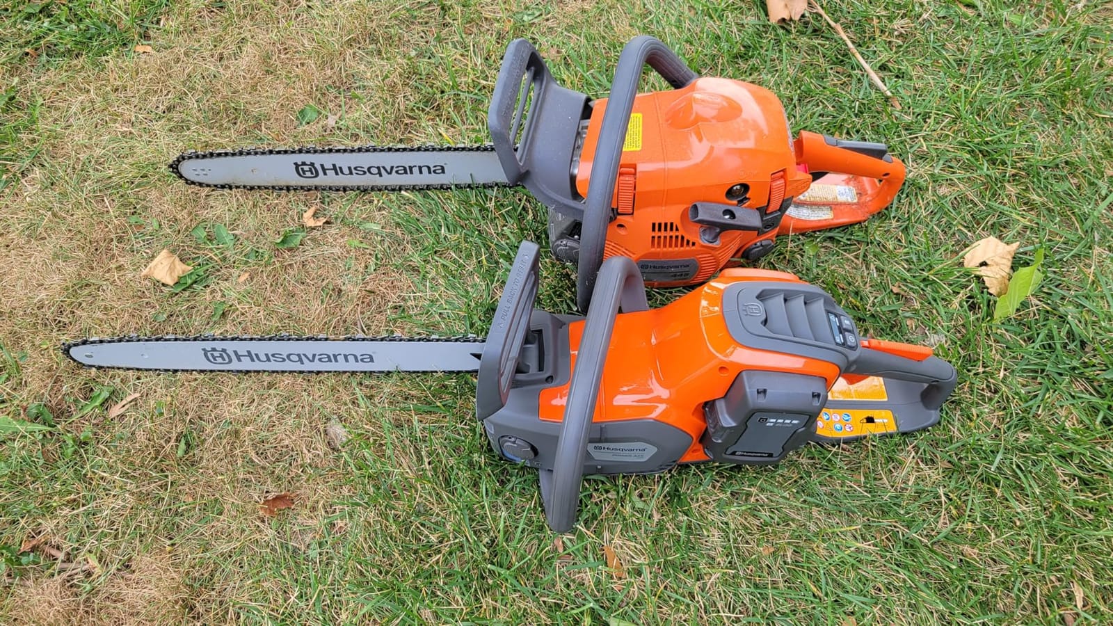 Husqvarna Power Axe 350i Chainsaw, 18 Inch, with Battery and Charger customer photo 2