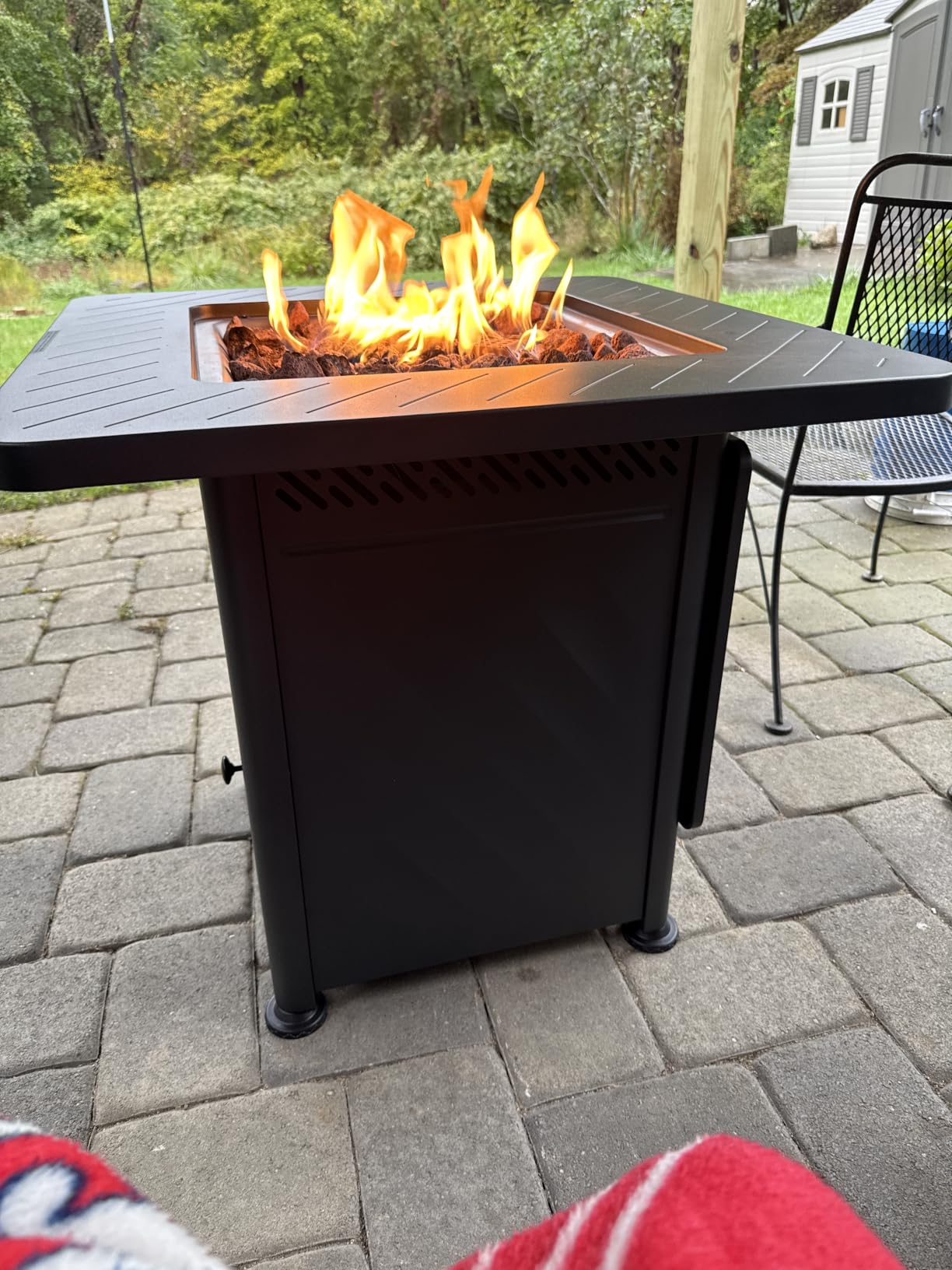 East Oak 28Inch Propane Fire Pit Table, 52,000 BTU customer photo 1