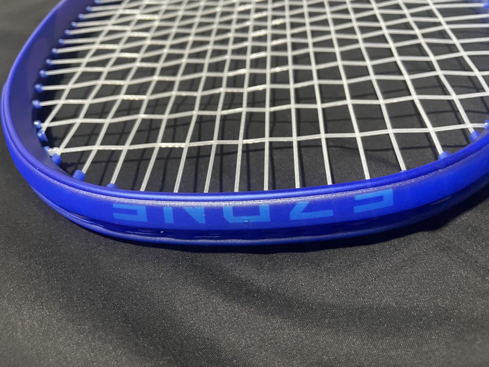 YONEX Unisex EZONE 100 Blast Blue Racquet | Powerful 16x19 Strings Arm-Friendly Graphite Racket for Advanced Tennis Players customer photo 2