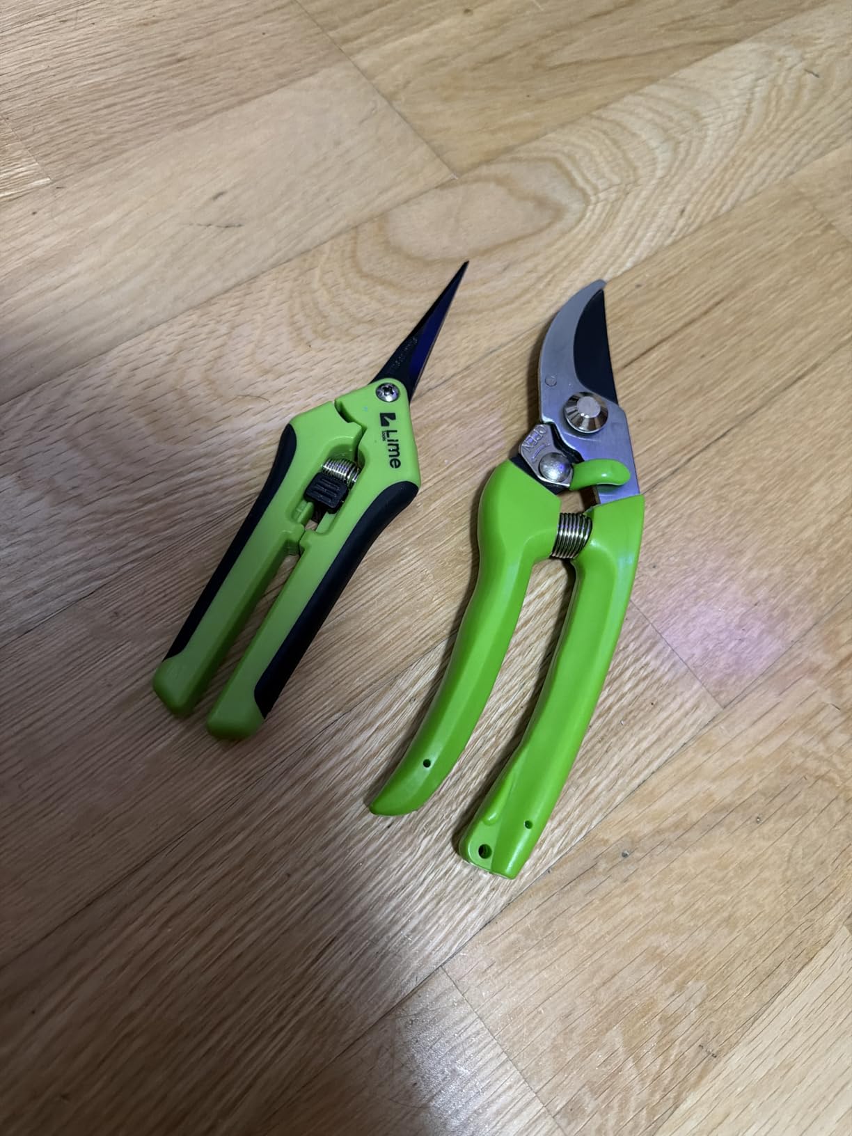 Ultra Sharp Pruning Shears Hedge Clipper – Cuts 3X Easier, Dual-Size Opening, Weak Hand Arthritis Clippers, Rust-Resistant Pruner, Effortlessly Cuts customer photo 2
