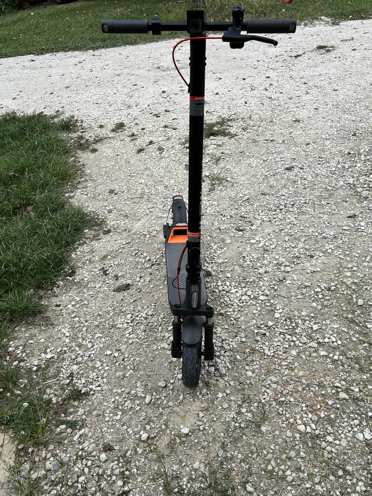 MEGAWHEELS Electric Scooter for Adults with Suspension, 8.5/10in Vacuum Tires, 14/19/28/31Miles, 15MPH Max Speed, Turn Lights, Foldable Electric Scooter for Commuter customer photo 1